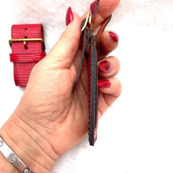 Rare Louis Vuitton red Epi leather luggage tag and poignet set - Picture 9 of 13
